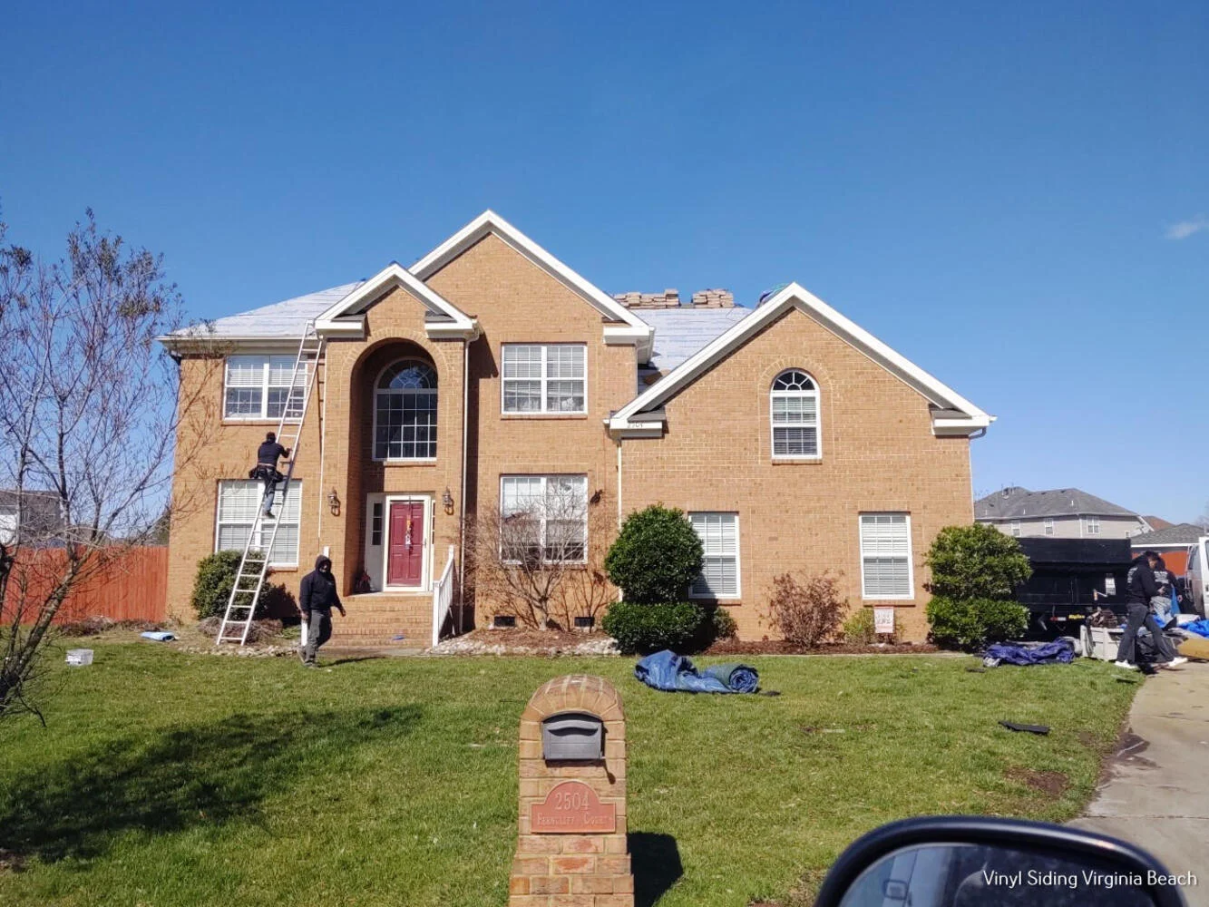Vinyl siding project on a Virginia Beach home